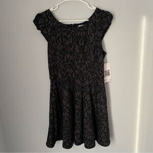 Emerald Sundae Junior’s Scoop Neck Cap Sleeve Floral Black and Charcoal Dress 13